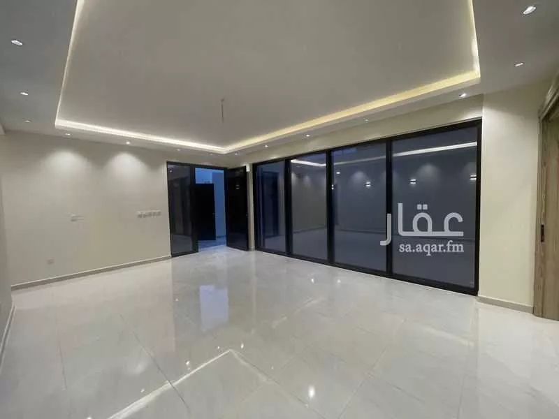 4 bedroom villa in Al Janadriyah, Riyadh 7
