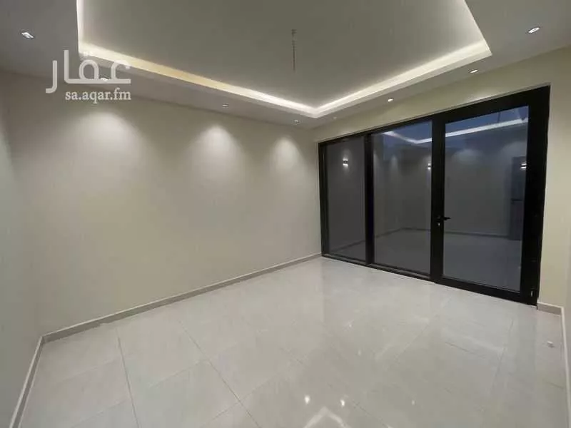 4 bedroom villa in Al Janadriyah, Riyadh 6