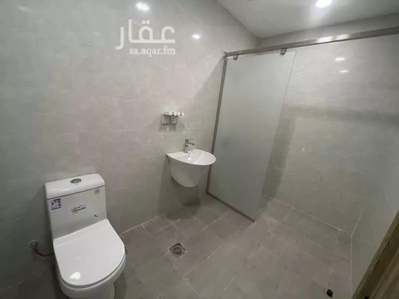 4 bedroom villa in Al Janadriyah, Riyadh 16