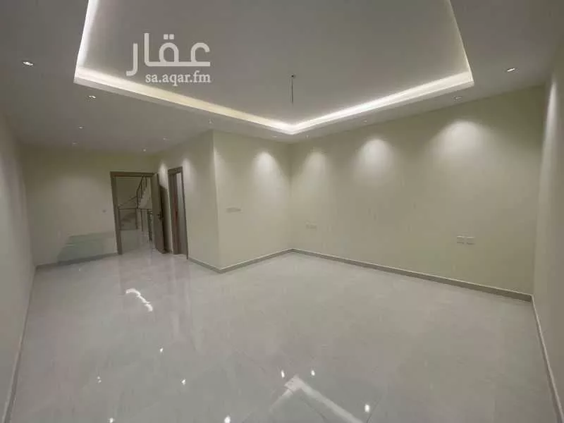 4 bedroom villa in Al Janadriyah, Riyadh 18