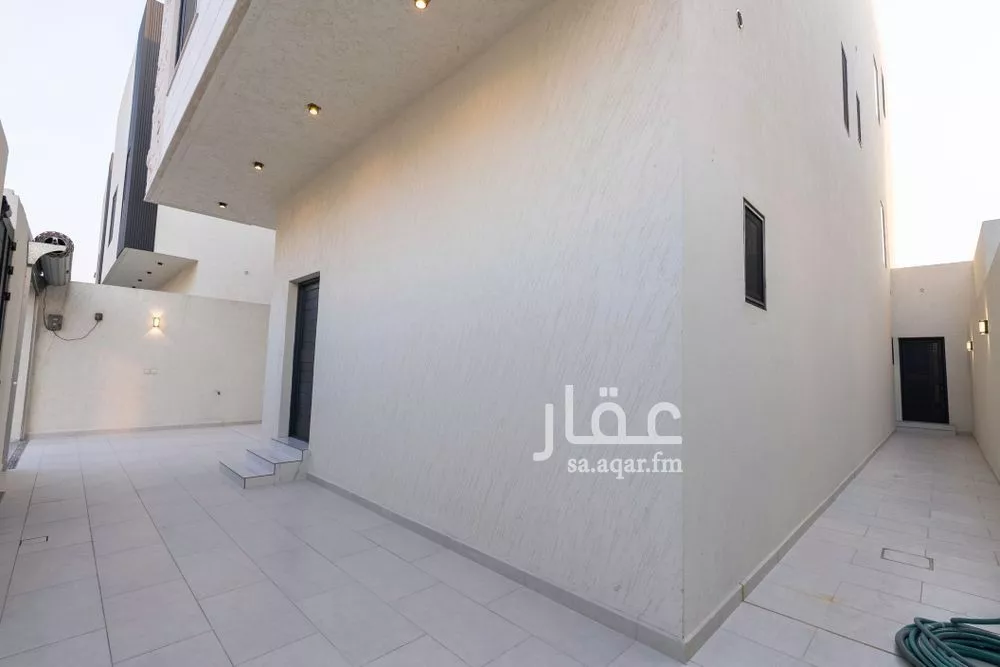 7 bedroom villa in Al Qusur, Eastern Province 2