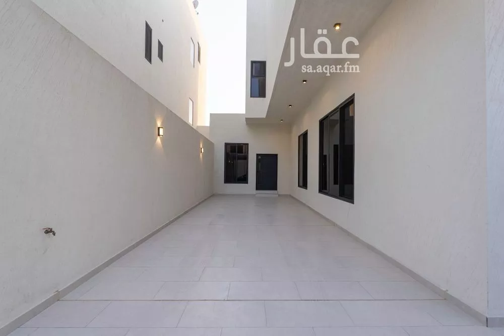 7 bedroom villa in Al Qusur, Eastern Province 3