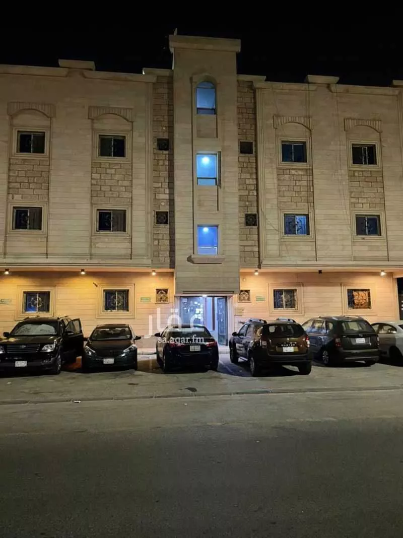3 bedroom apartment in Al Aziziyah 1