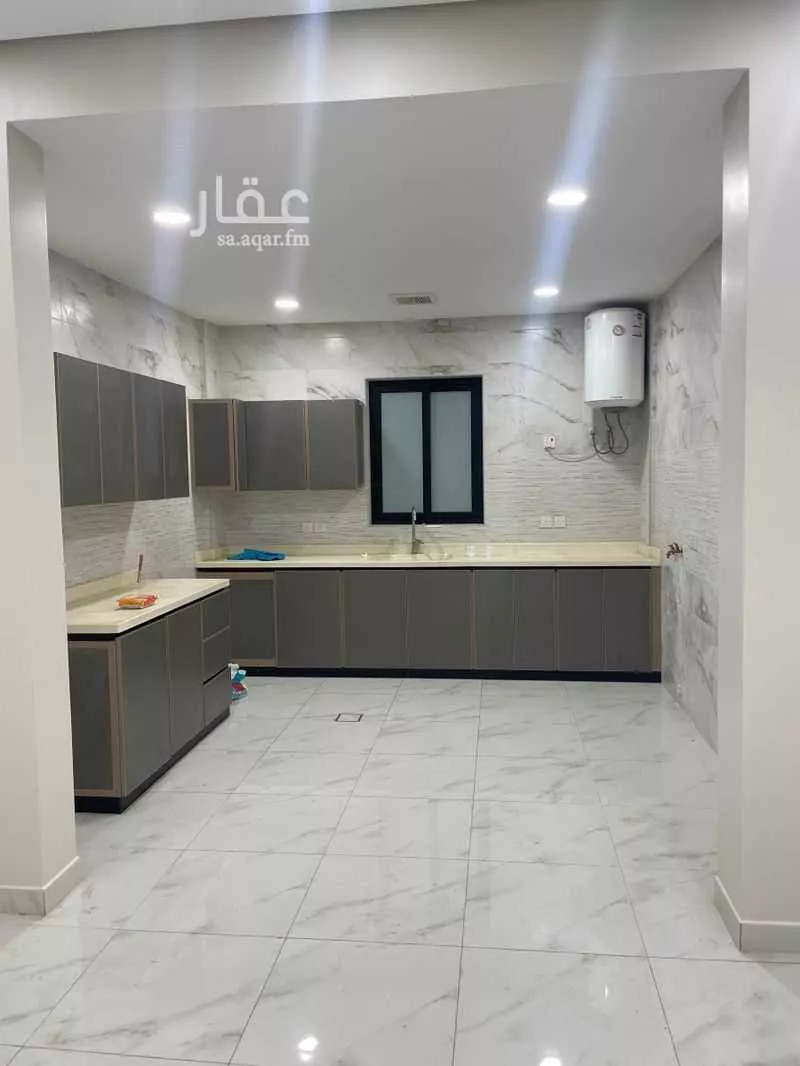 3 bedroom apartment in Al Aziziyah, Eastern Province 9