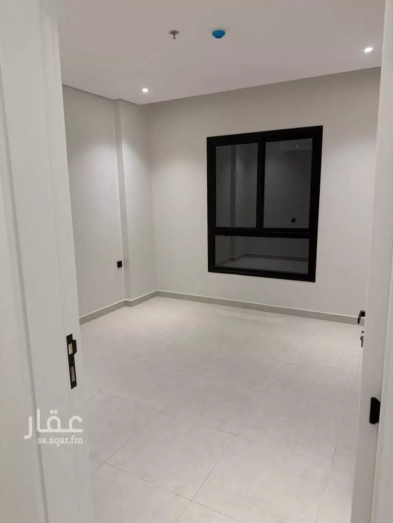 3 bedroom apartment in Al Fanar, Eastern Province 8