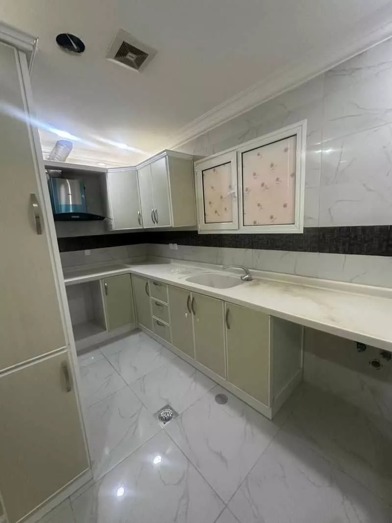 3 bedroom apartment in Muhammed Ibn Saud, Eastern Province 2