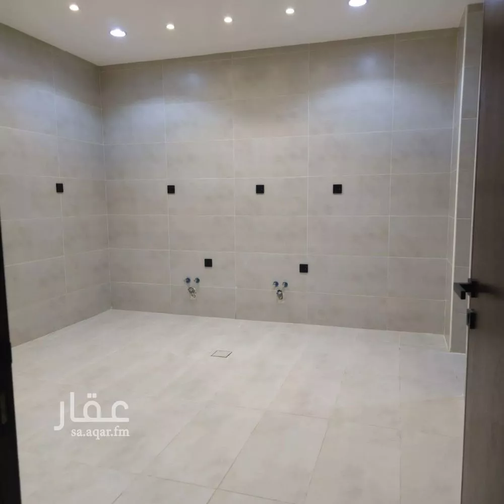 شقة 4 غرف في الجامعة، جدة 4