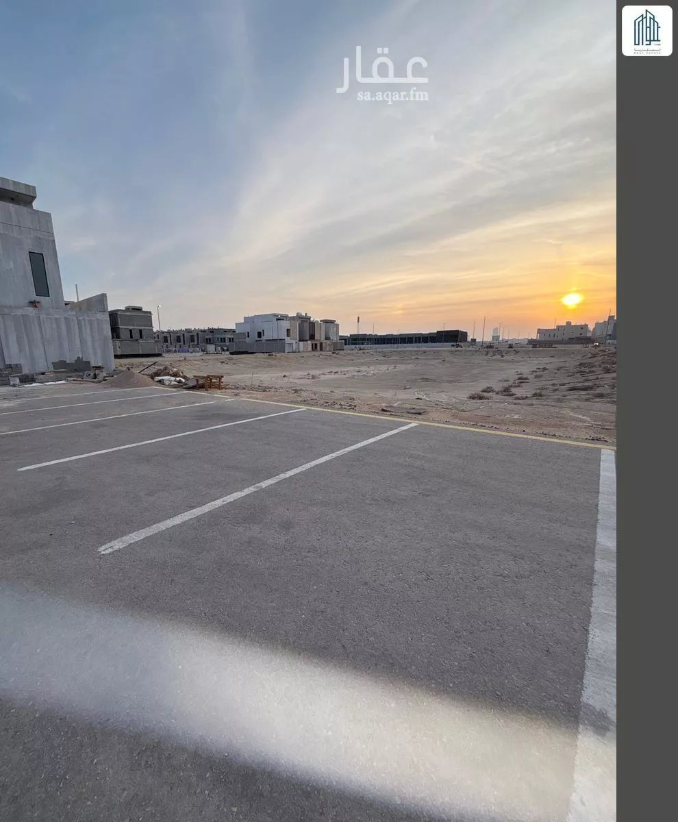 أرض 643 م² في السيف 9
