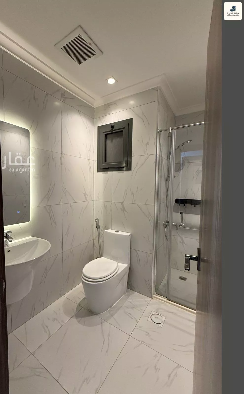 4 bedroom villa in Al Buhairah, Eastern Province 22