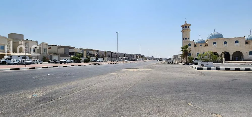 899 sqm land in Ash Shulah 4