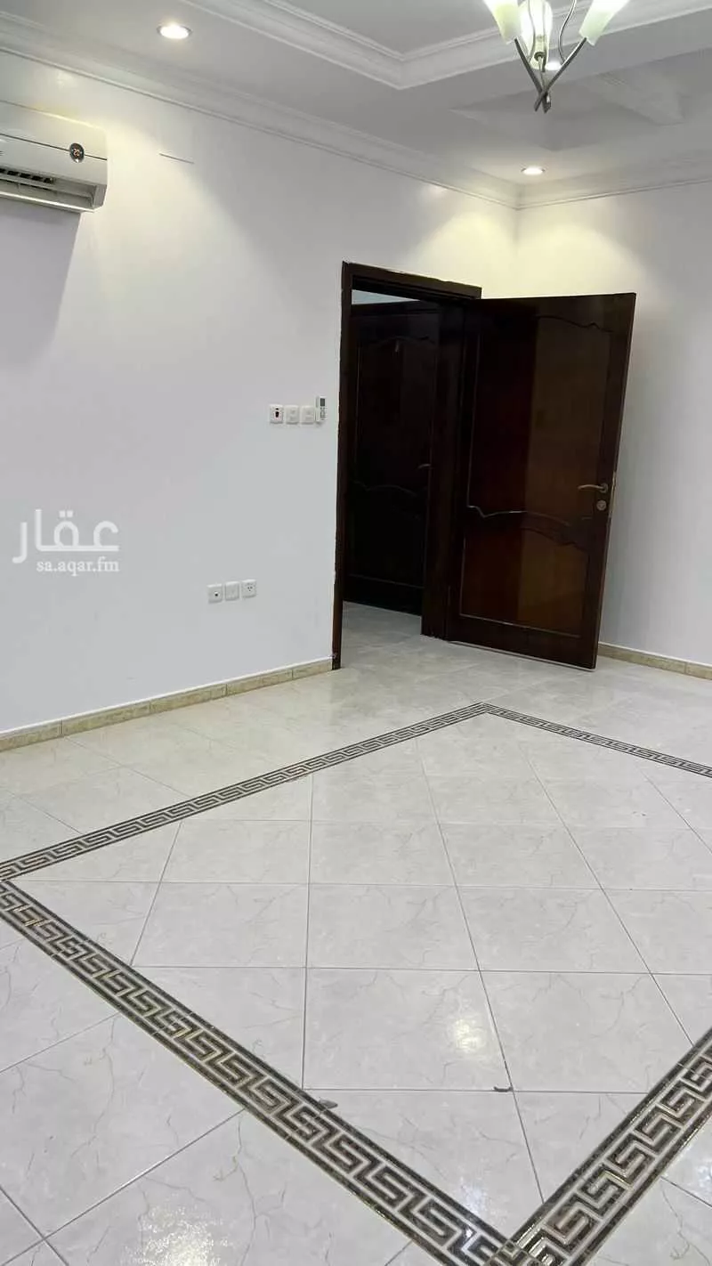 4 bedroom apartment in Al Ranuna, Madinah 5