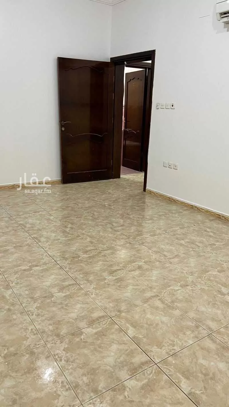 4 bedroom apartment in Al Ranuna, Madinah 8