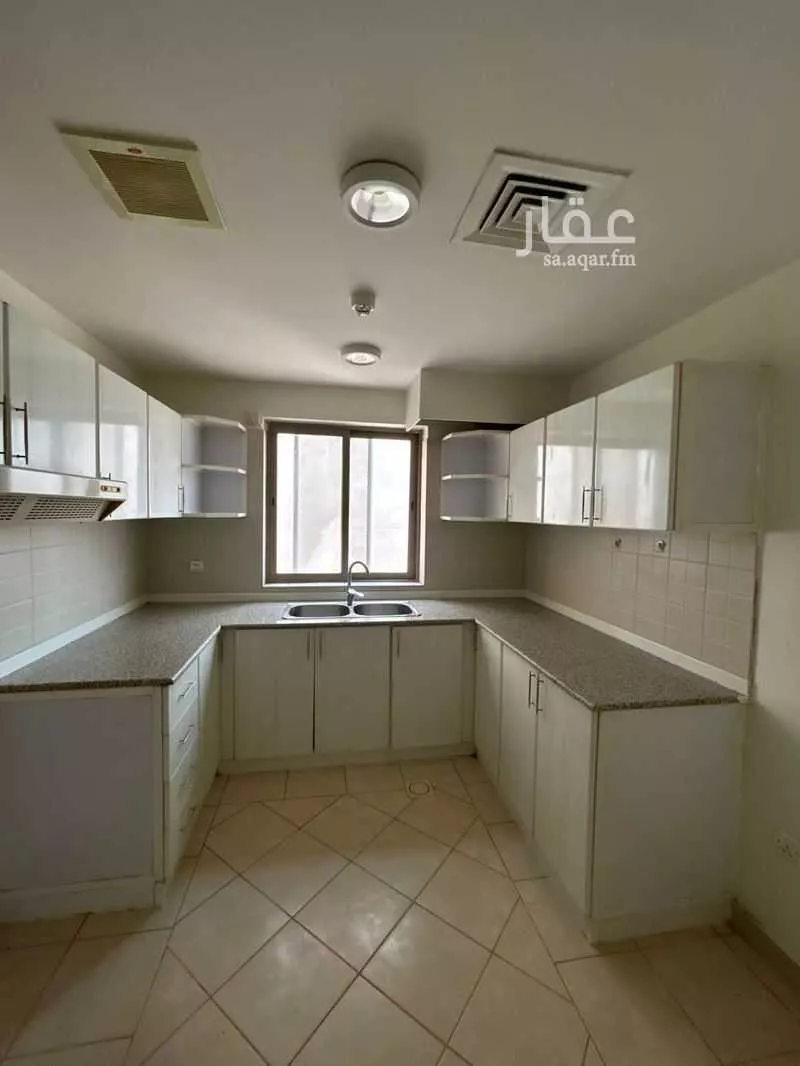 2 bedroom apartment in Al Rawabi, Eastern Province 3