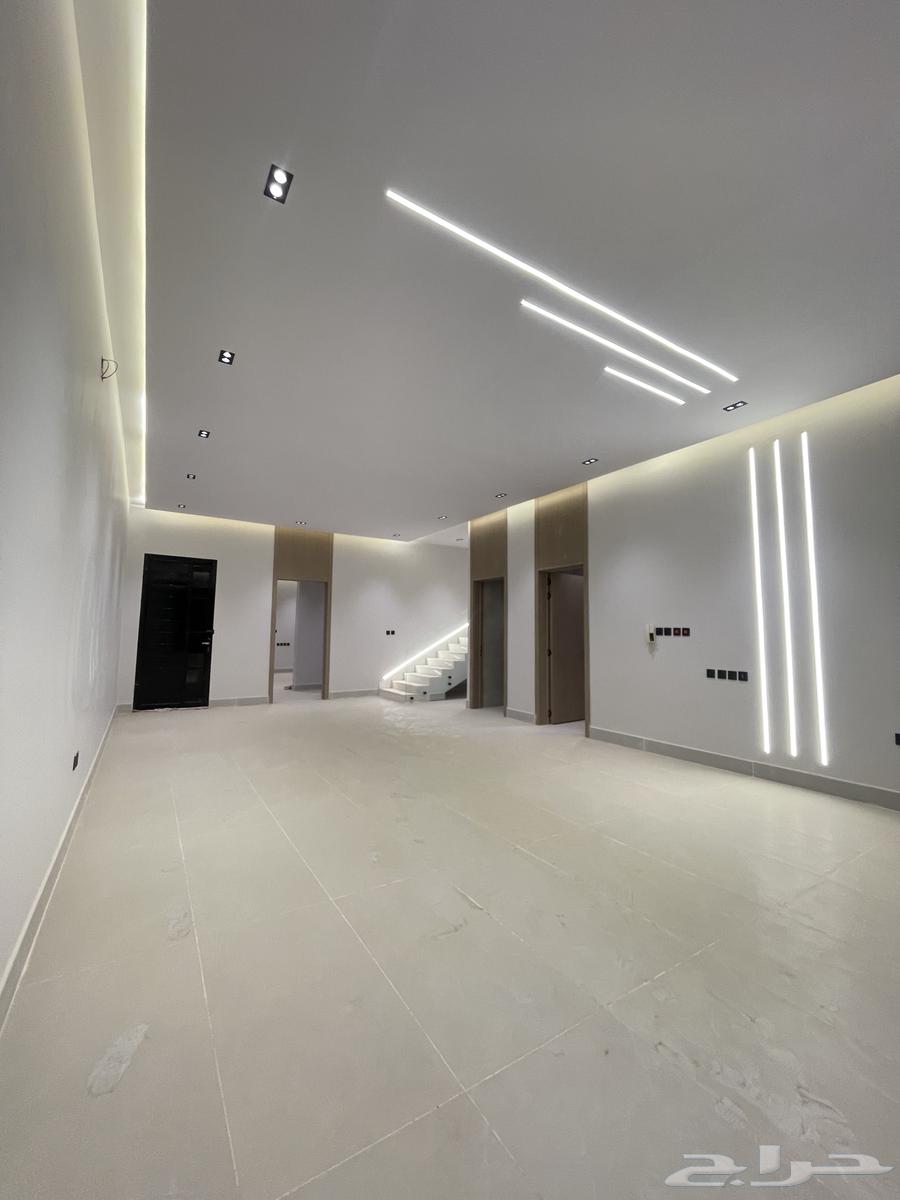 7 bedroom villa in Al Janadriyah, Riyadh 17