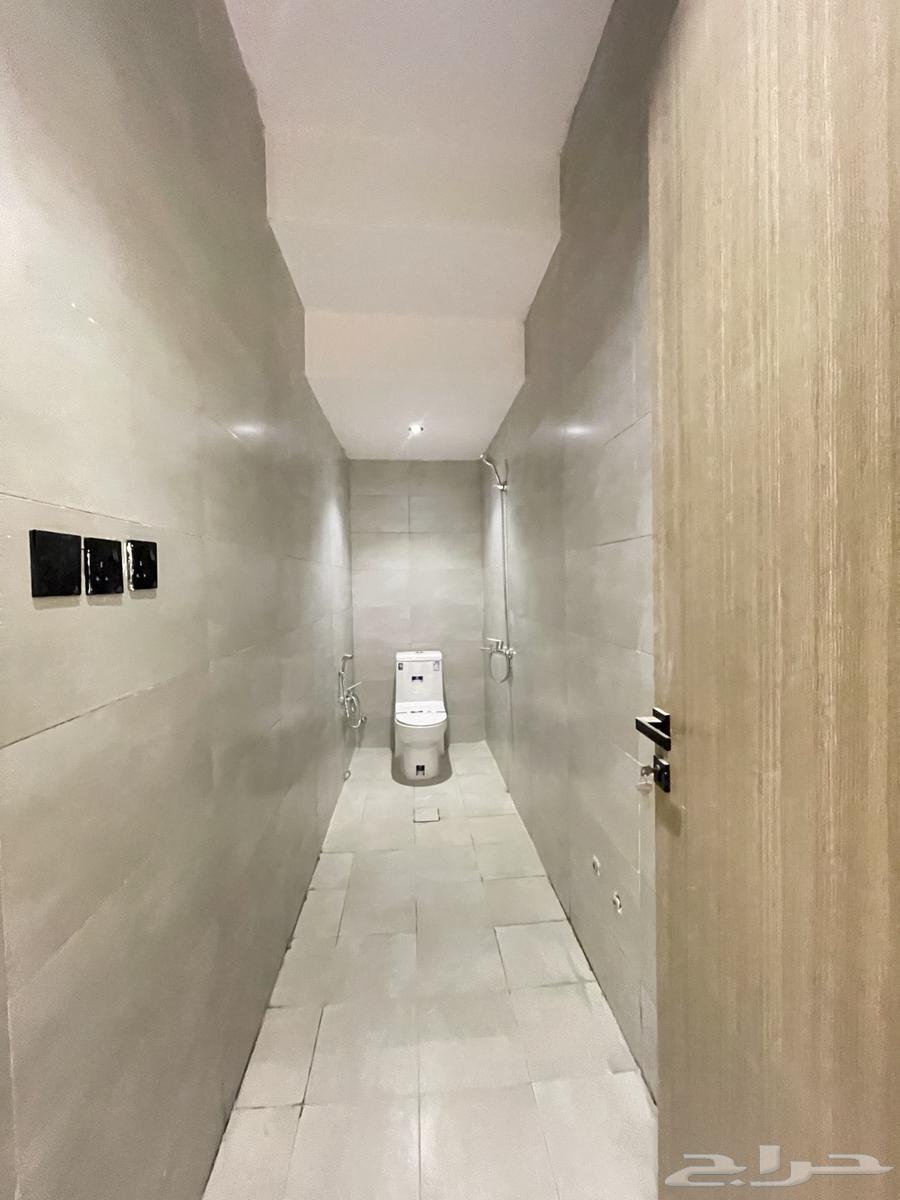 7 bedroom villa in Al Janadriyah, Riyadh 23
