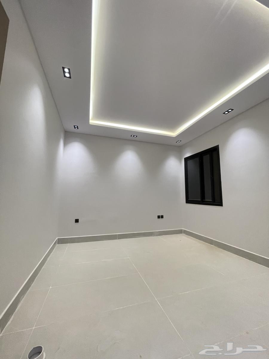 7 bedroom villa in Al Janadriyah, Riyadh 35