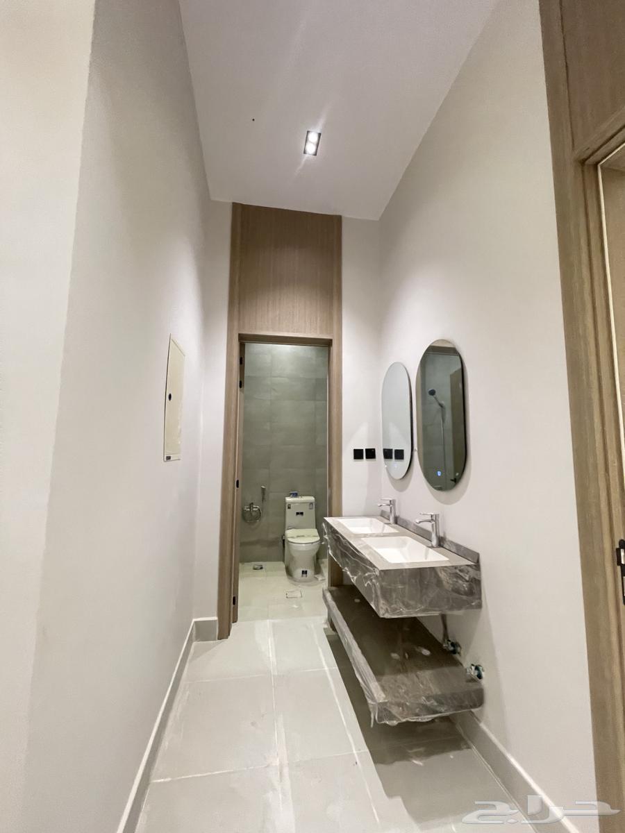 7 bedroom villa in Al Janadriyah, Riyadh 14