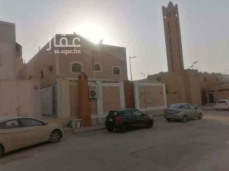 فيلا 4 غرف في العزيزية، الرياض 5