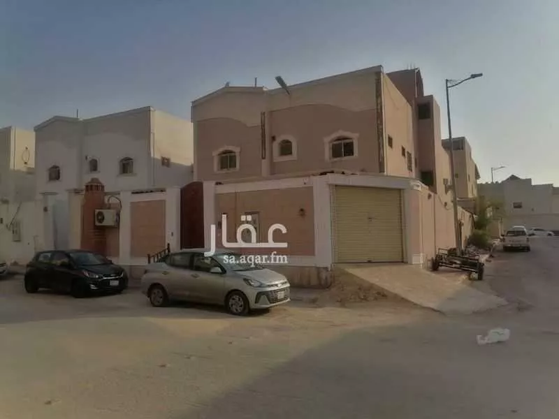 فيلا 4 غرف في العزيزية، الرياض