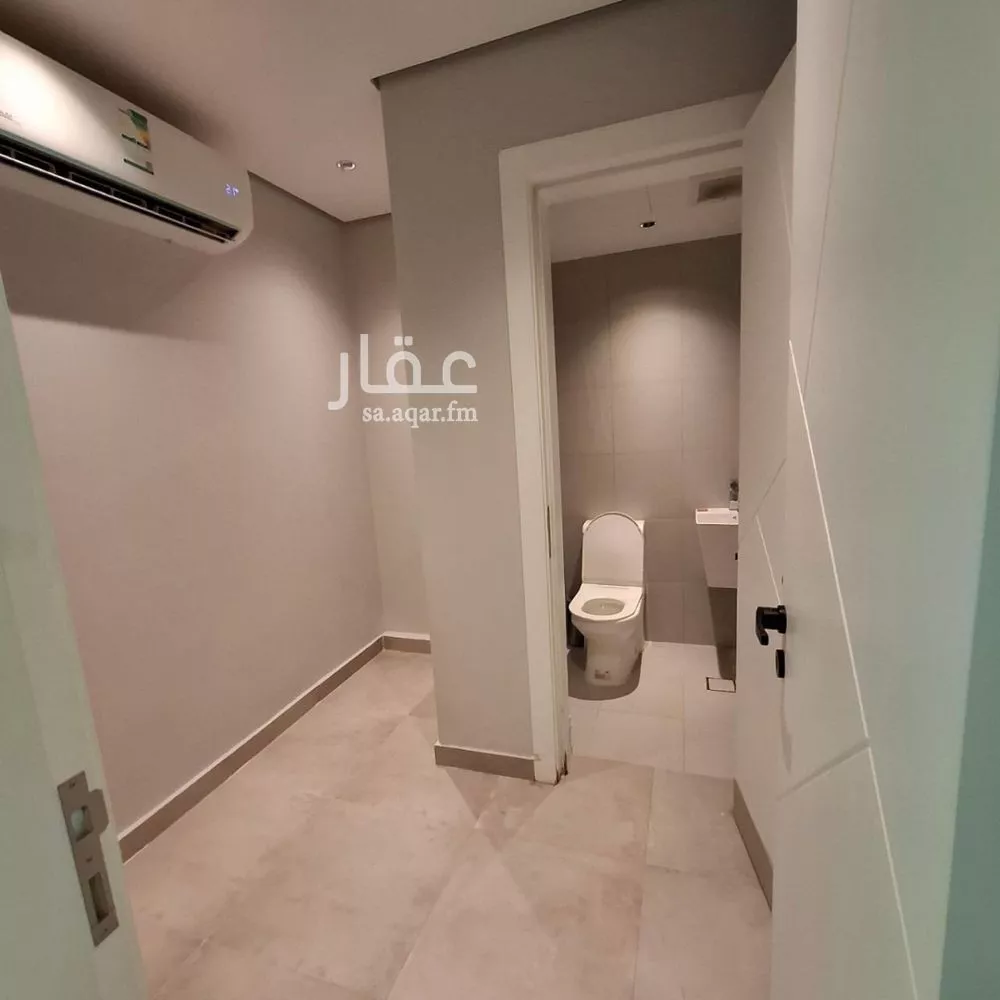 3 bedroom floor in Al Yasmin 2