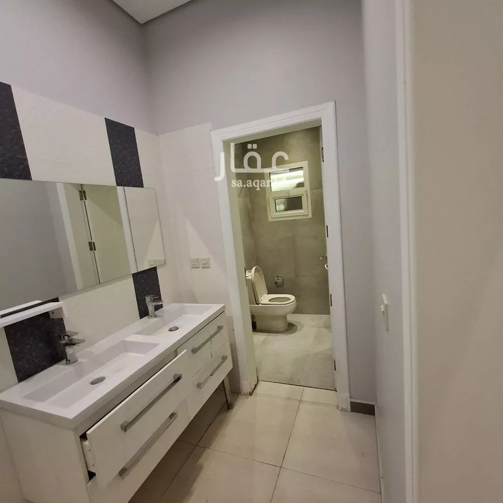 3 bedroom floor in Al Yasmin 4
