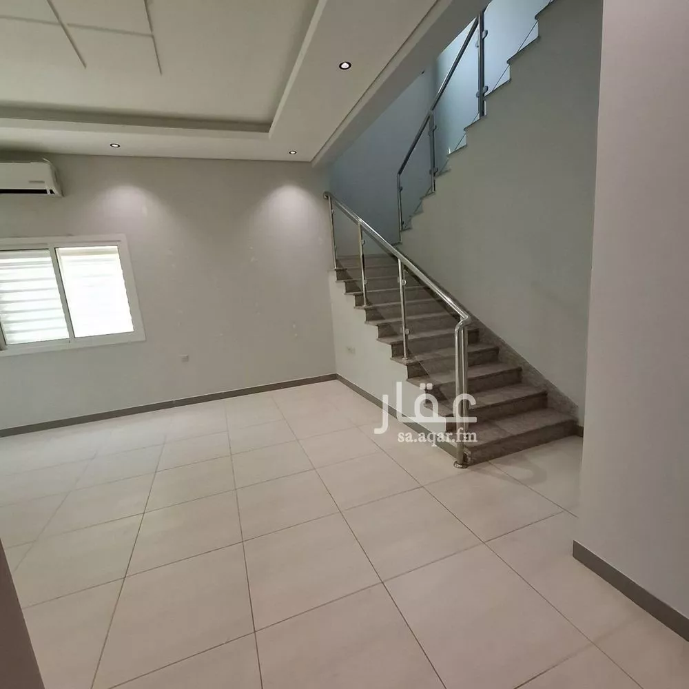 3 bedroom floor in Al Yasmin 7