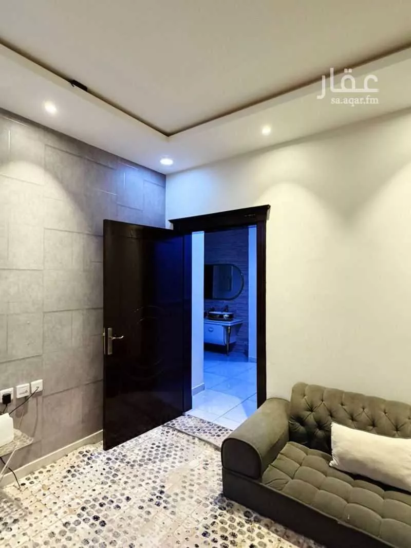 3 bedroom villa in Dhahrat Namar, Riyadh 8