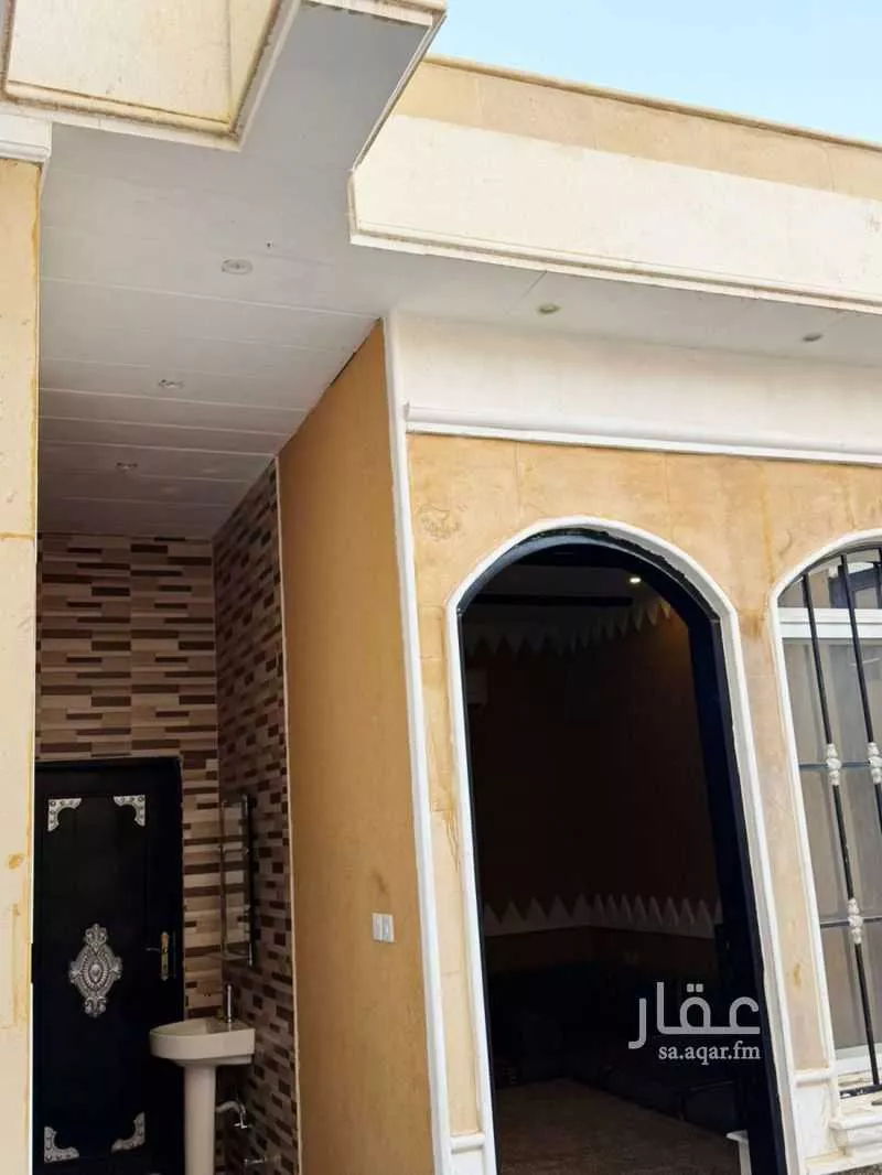 3 bedroom villa in Dhahrat Namar, Riyadh 3