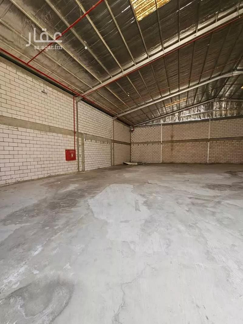 warehouse in Al Aziziyah, Riyadh 4