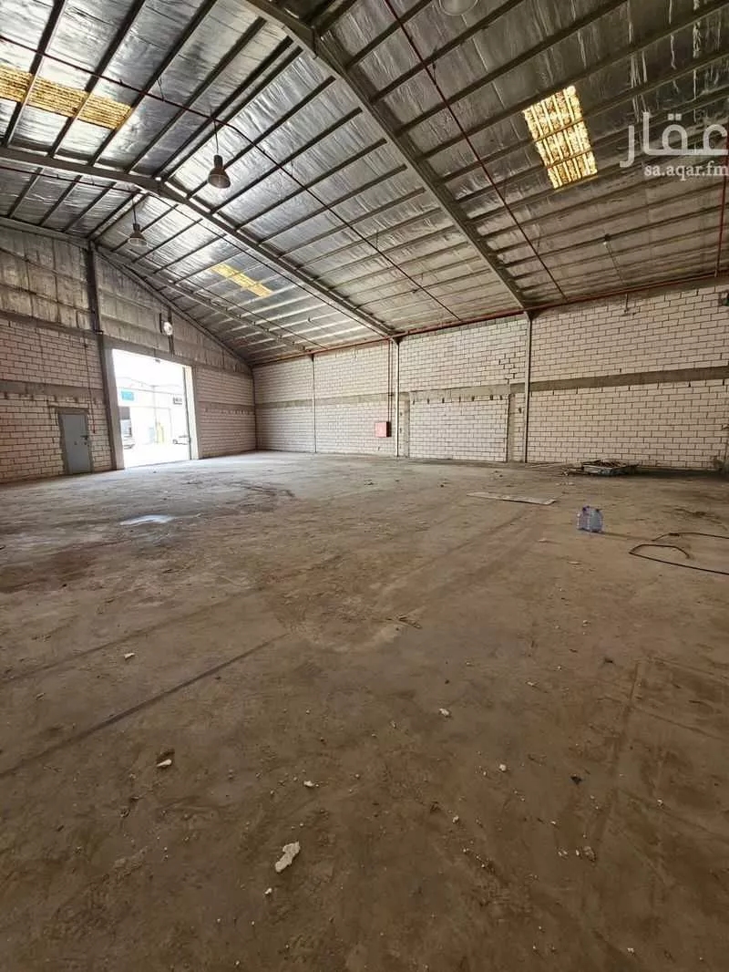 warehouse in Al Aziziyah, Riyadh 3