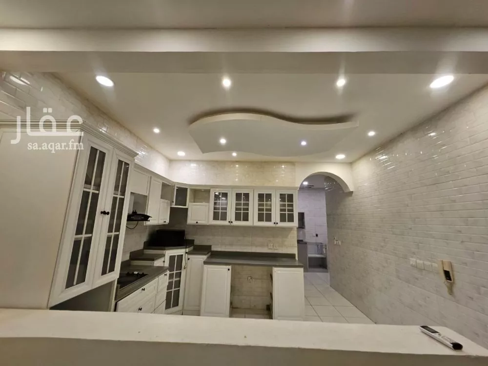 4 bedroom villa in Ash Shulah, Eastern Province 9