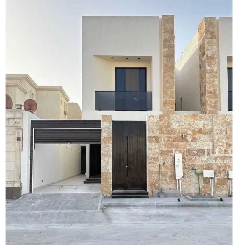 6 bedroom villa in At Tahliyah, Eastern Province 2
