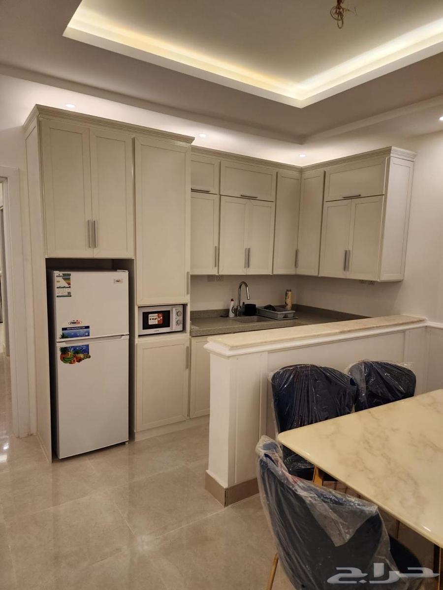 6 bedroom villa in Az Zomorod 18