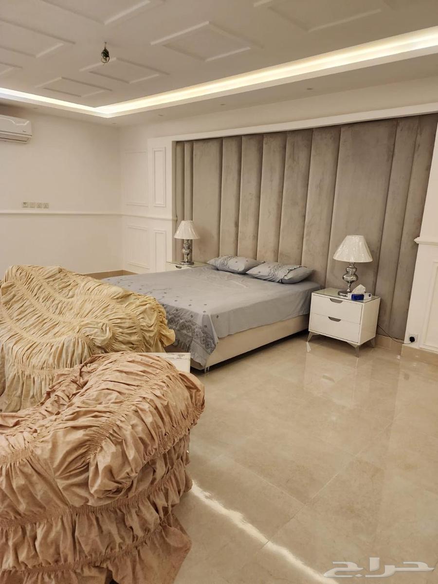 6 bedroom villa in Az Zomorod 20