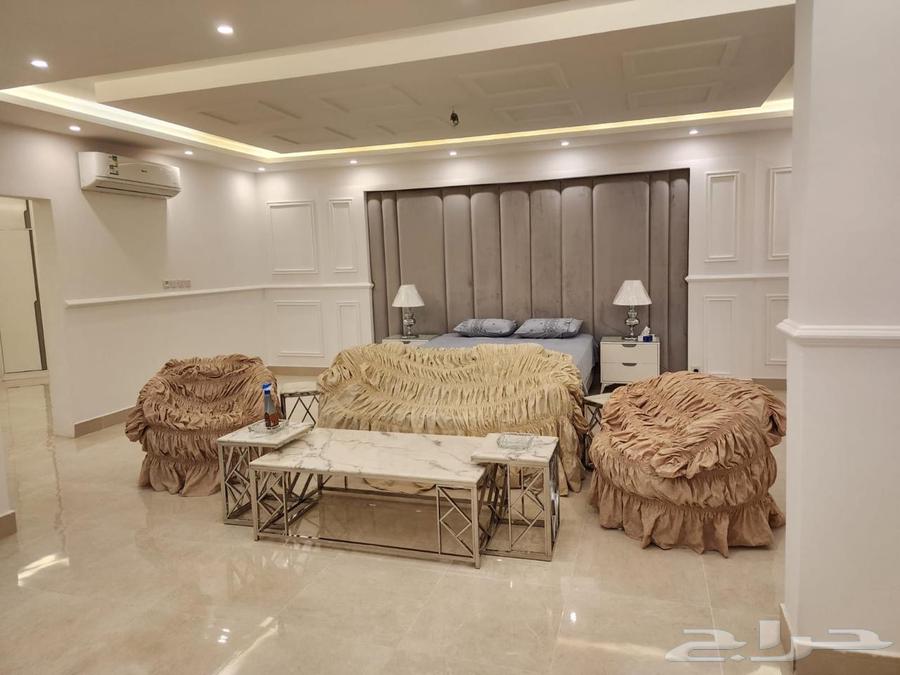 6 bedroom villa in Az Zomorod 24
