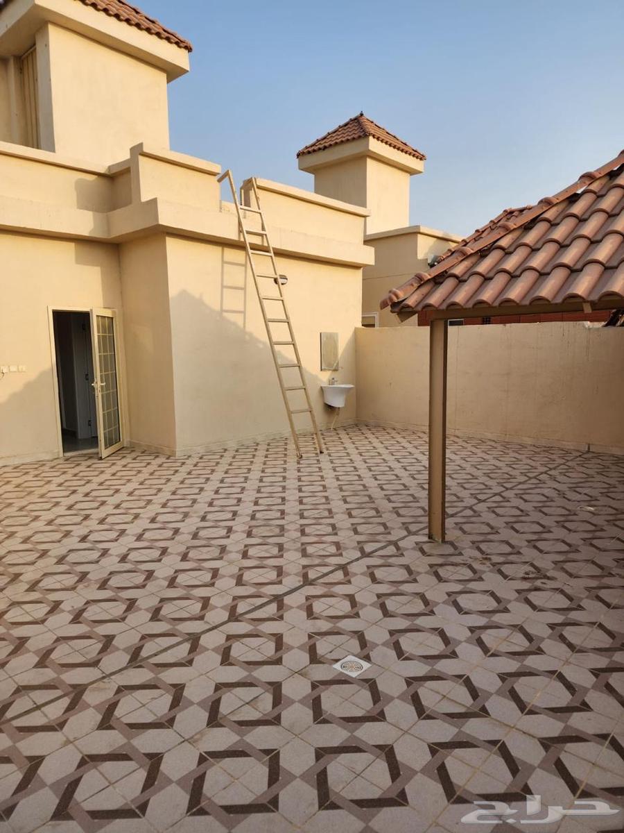 6 bedroom villa in Az Zomorod 27
