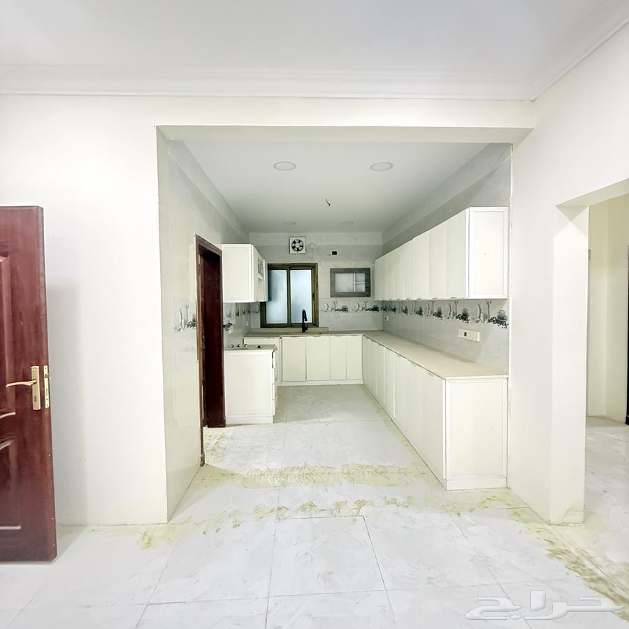 2 bedroom apartment in Al Hamra 2nd, Eastern Province 4