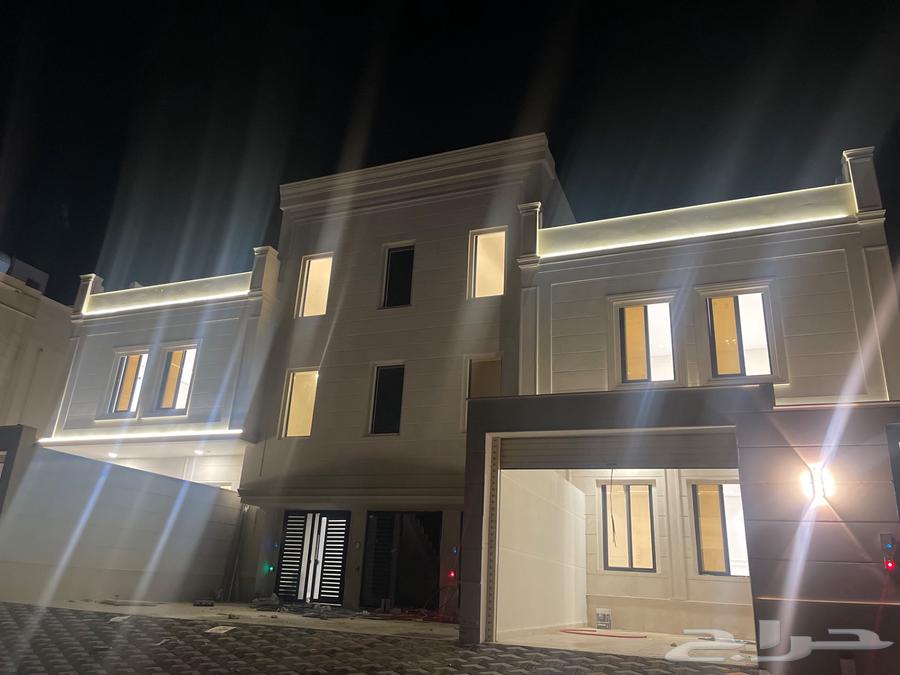 6 bedroom apartment in Qurtubah, Eastern Province 9