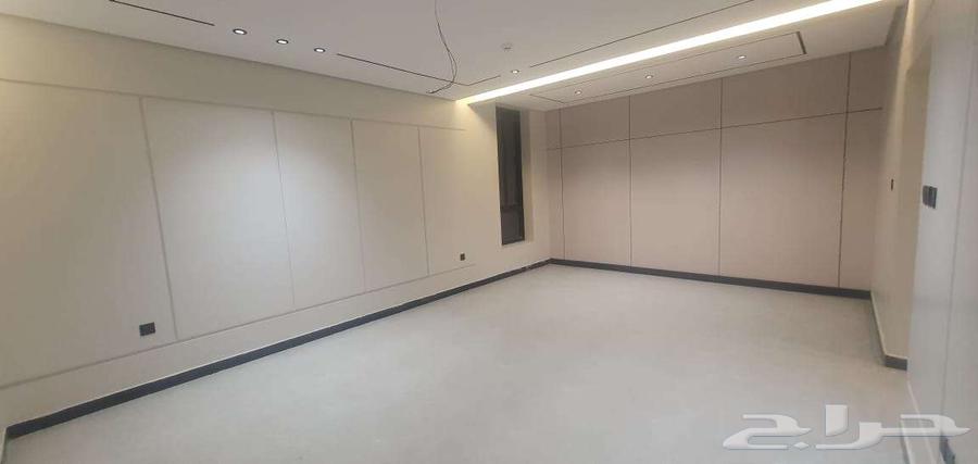 3 bedroom apartment in Al Aziziyah 11