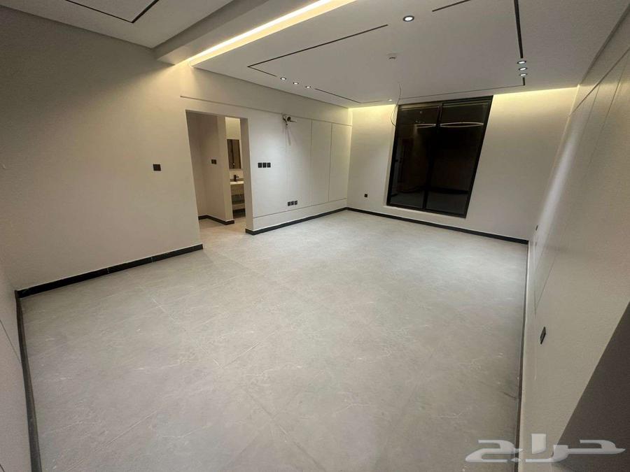 3 bedroom apartment in Al Aziziyah 9