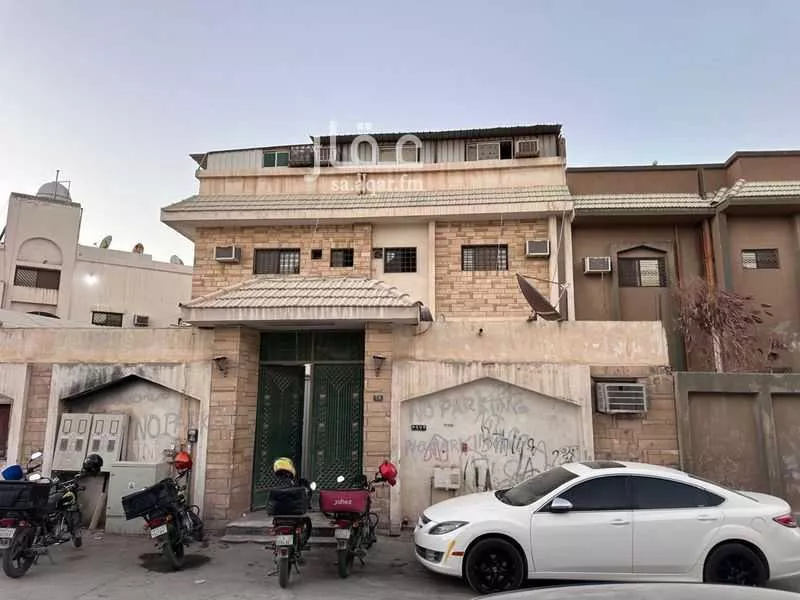 7 bedroom villa in Umm Al Hamam Al Gharbi, Riyadh 4