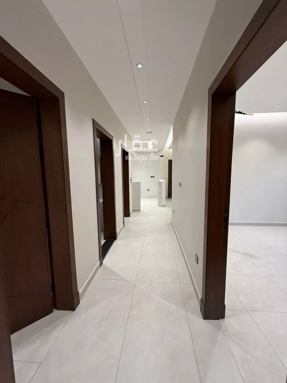5 bedroom apartment in Mishrifah 9