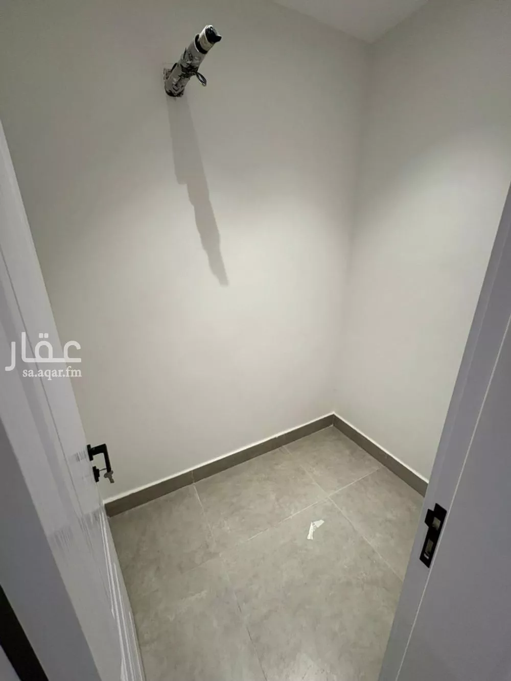 شقة 4 غرف في النعيم 10