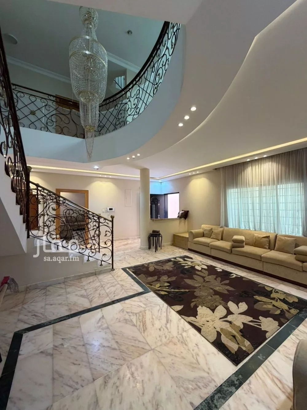 5 bedroom villa in Al Wadi, Riyadh 2