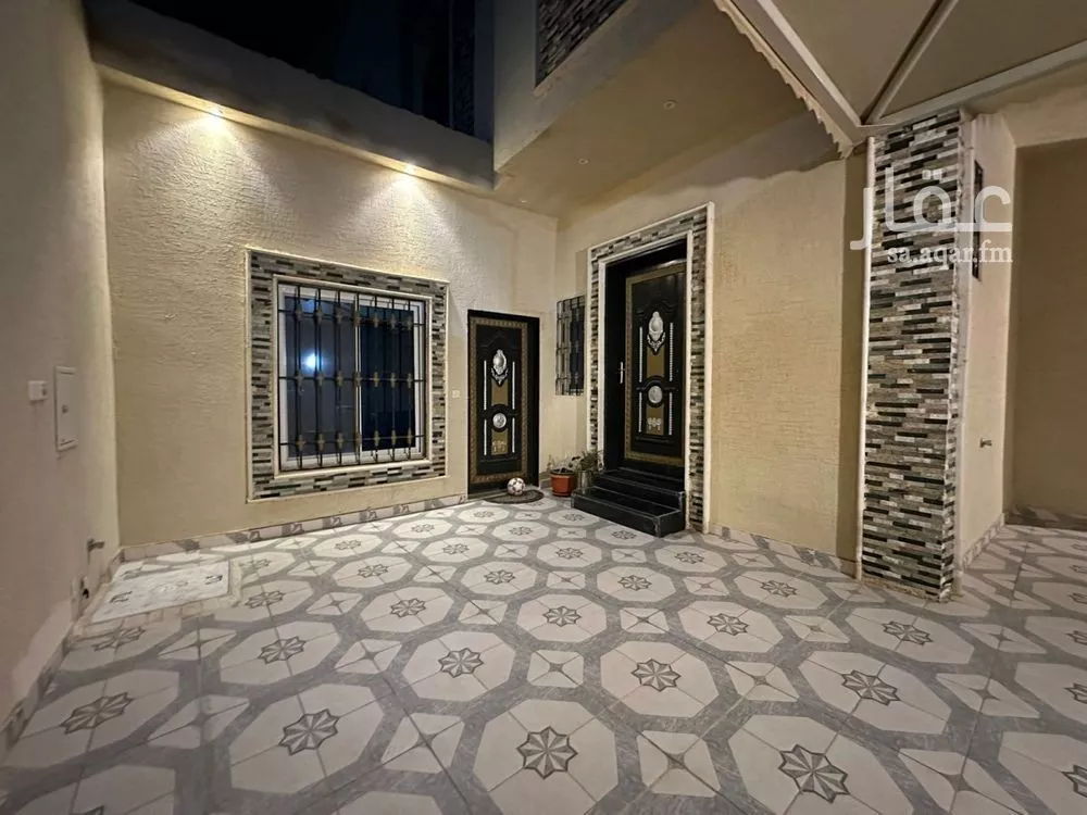 4 bedroom villa in Dhahrat Laban, Riyadh 3