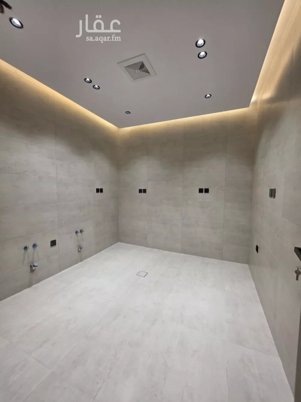 5 bedroom apartment in Al Naeem 9
