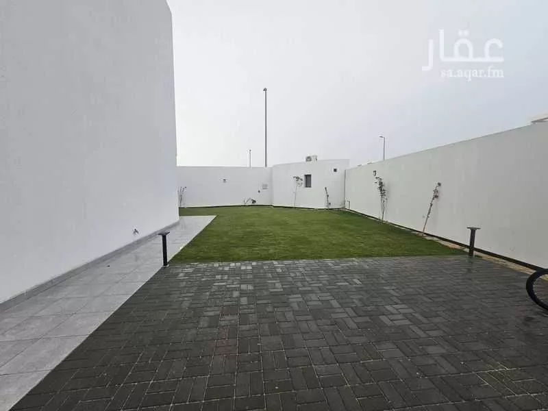 4 bedroom villa in Al Amwaj, Eastern Province 11