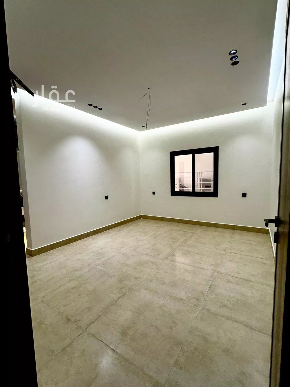 4 bedroom apartment in Al Rawdah 8