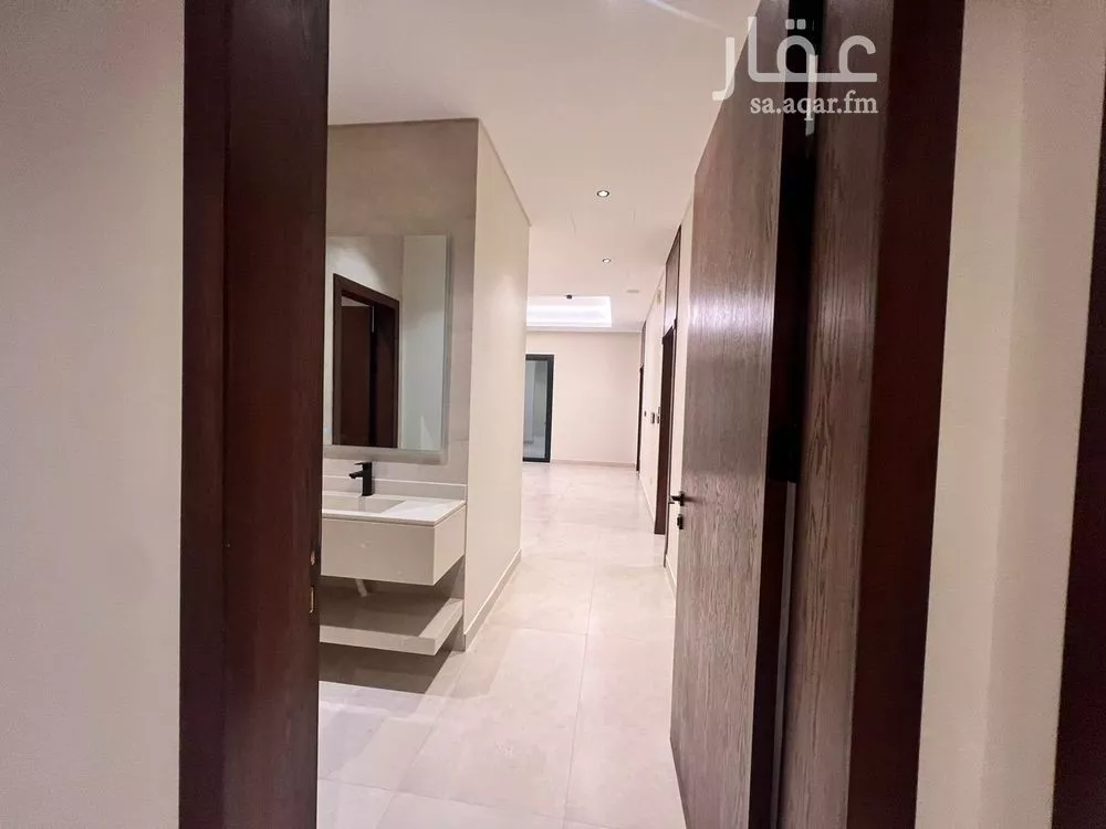 5 bedroom apartment in Al Nahda 11