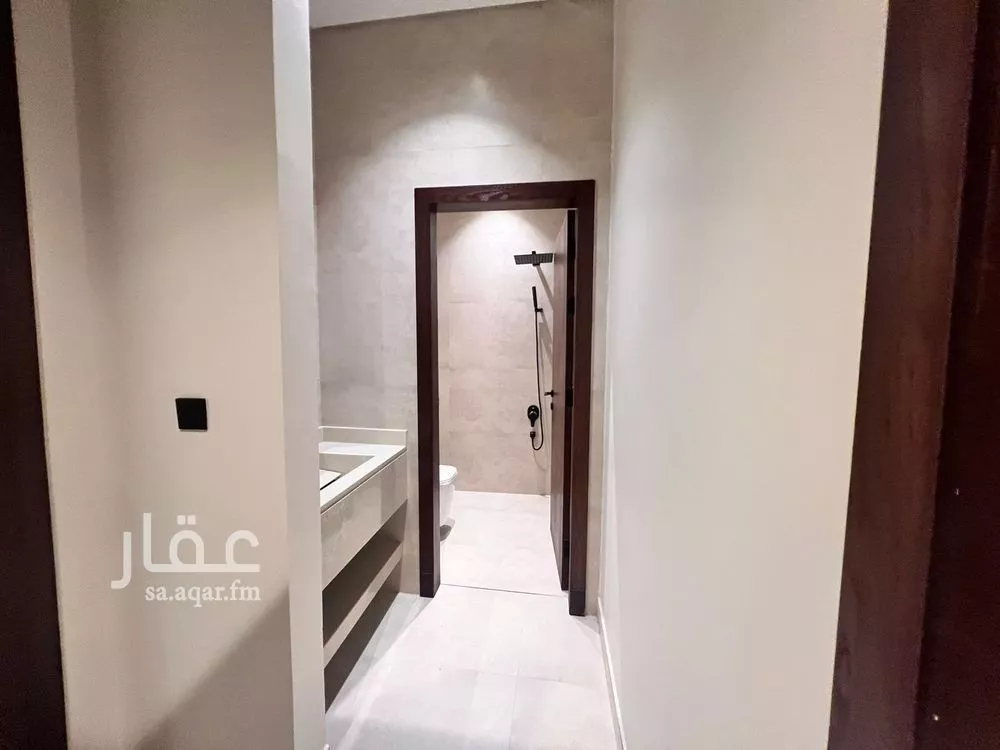 5 bedroom apartment in Al Nahda 9